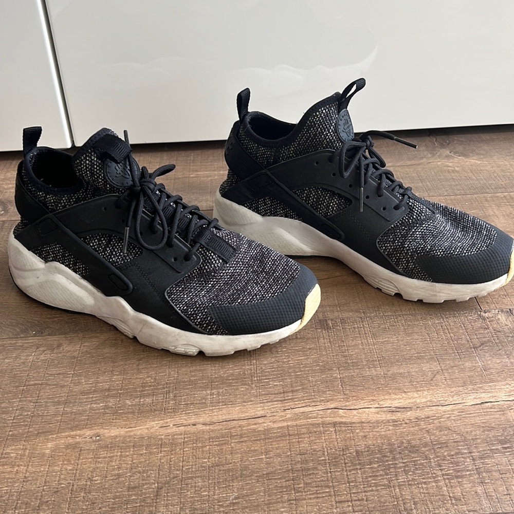 Men Nike size 10
